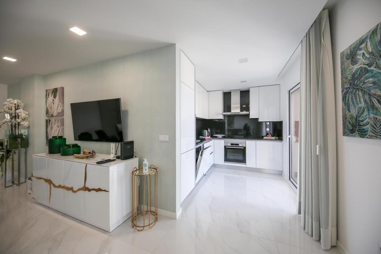 Beautiful Nazare Apartment, Close To The Beach! Екстер'єр фото